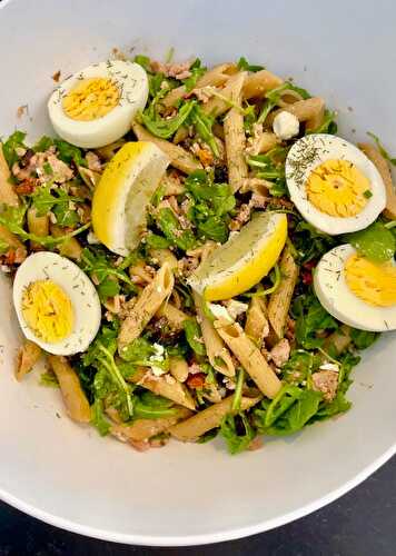 Salade Penne thon, roquette, fêta