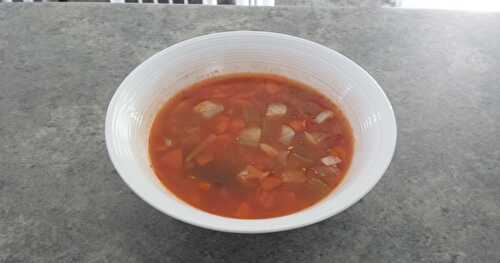 SOUPE TOMATES ET NOUILLES