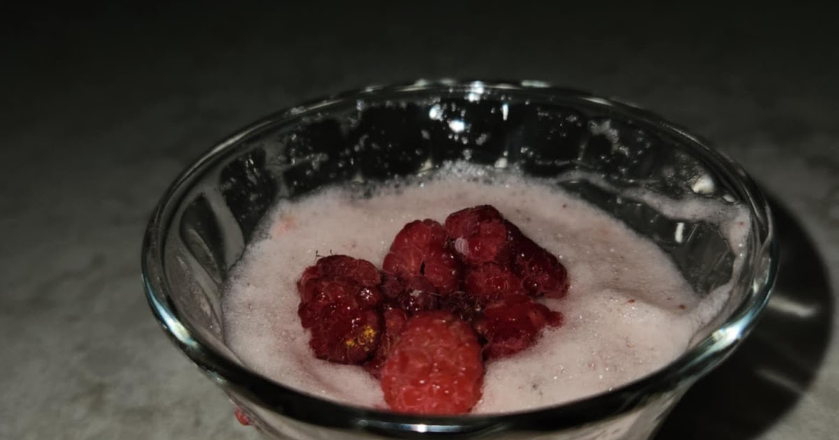 MOUSSE AUX FRAMBOISES FRAICHE, LÉGÈRE ET SANS CUISSON  