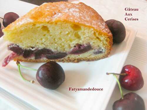 Gâteau aux cerises et à l'amande