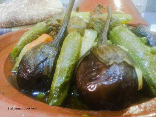 Tajine à la viande et aux légumes