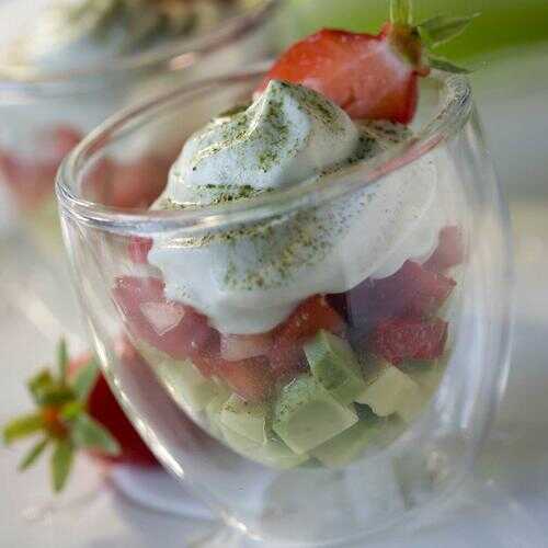 Avocat sucré fraises chantilly