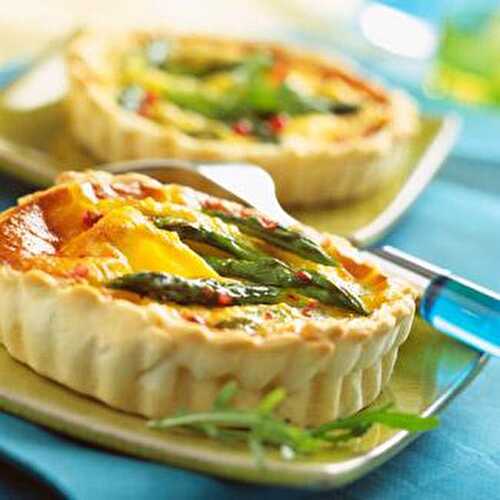 Quiches aux asperges et au parmesan