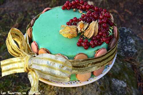 Entremet pistache, cerises