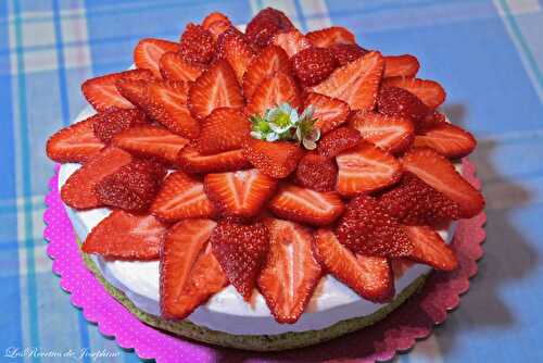 Gâteau fraises pistaches