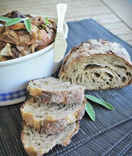 Compotée de Lapin Fermier aux Pruneaux et à la Sauge