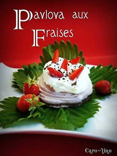 Mini Pavlova au chocolat et aux Fraises : recette de Sophie Dudemaine