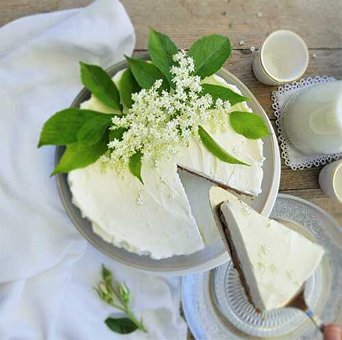 Cheesecake aux Fleurs de Sureau (sans cuisson) - Les recettes de l'Alsacienne