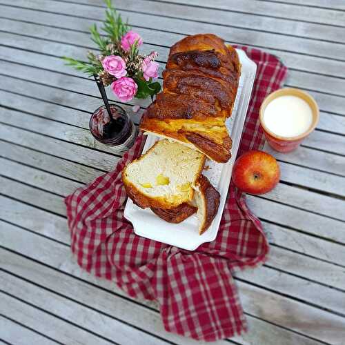 Brioche à effeuiller Pomme-Cannelle ou Pull-apart Bread - Les recettes de l'Alsacienne