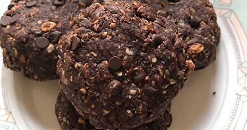 Granola cookies tout chocolat et noisettes sans cuisson