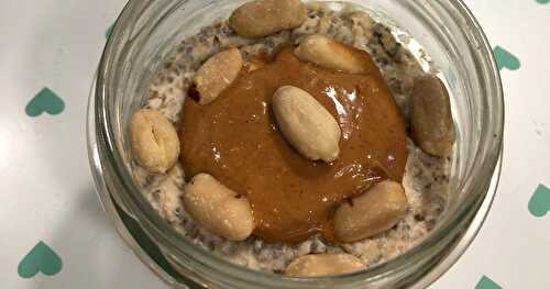 Overnight porridge au beurre de cacahuètes sans sucres ajoutés ou pas 