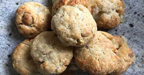 Cookies au comté et aux noix de macadamia