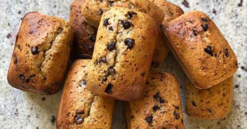 Petits cakes au fromage blanc et aux pépites de chocolat