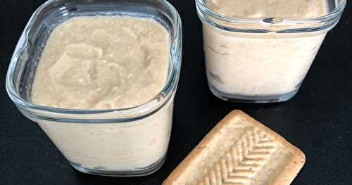 Compote de pommes biscuitée au sésame