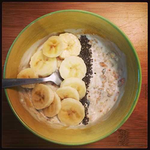 Bol muesli yaourt chia et banane #objectifmaillotdebain - Les recettes de Mumu