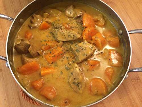 Curry de porc au lait de coco, patates douces