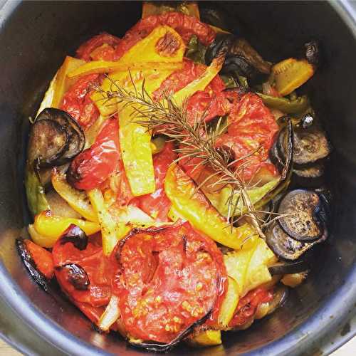 Légumes d’été au four comme une escalivada