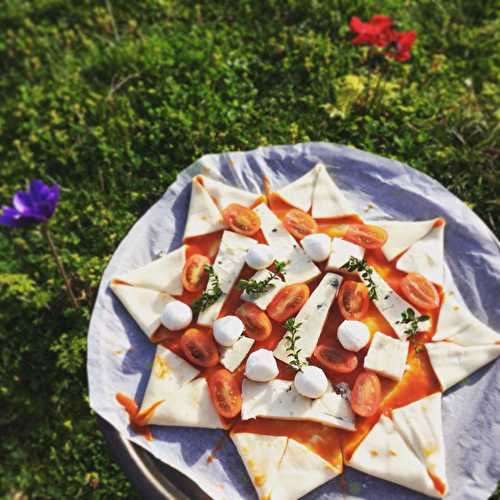 Pizza étoile gorgonzola et mozzarella