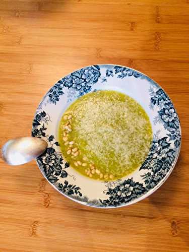 Soupe de courgettes au parmesan #objectifmaillotdebain - Les recettes de Mumu