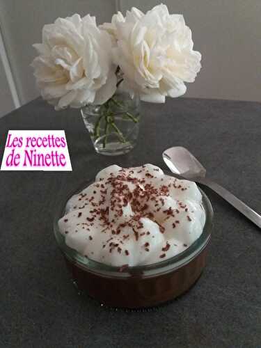 Bavarois chocolat tonka et sa mousse légère