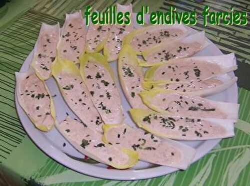 Feuilles d'endives farcies de crème au thon