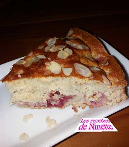 Gâteau aux blancs d'oeuf et fruits rouges