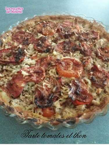 Tarte aux tomates et au thon