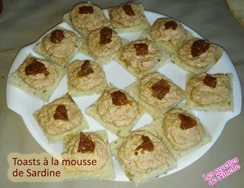 Toast à la mousse de sardine