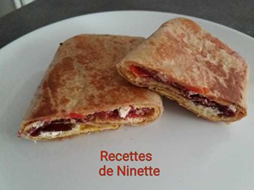 Wrap à l'omelette, grison et féta