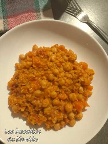 Curry de pois chiches, riz et carottes