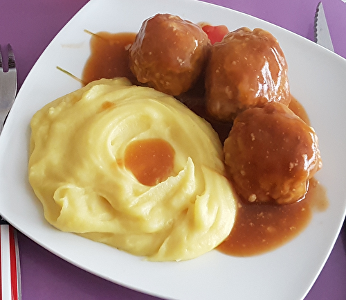 Boulettes de viande au fromage et aux lardons