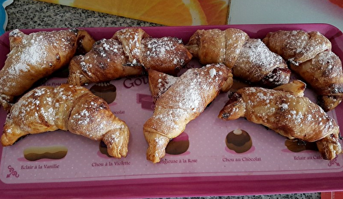 Mini croissants à la framboise