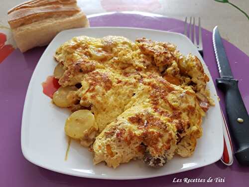 Omelette soufflée aux champignons, lardons et grenaille