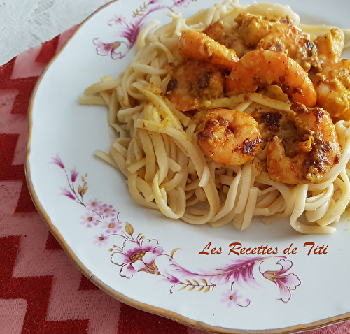 Spaghettis plats et crevettes à la crème de curry