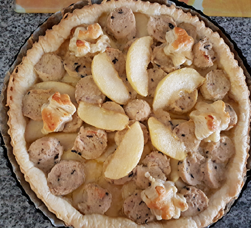 Tarte au boudin blanc sur lit de pommes au miel