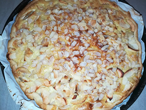 Tarte aux Pommes et aux Amandes de Lili Joy