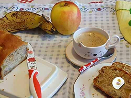 Cake aux fruits et aux amandes