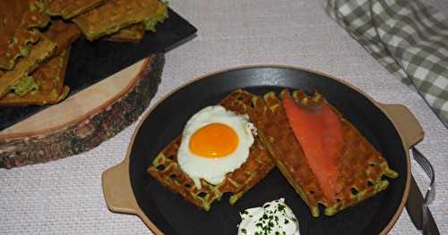 Gaufres au chou kale et au fromage