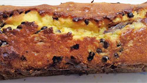 Cake à l'orange et aux pépites de chocolat noir réalisé au Cook Expert - Les recettes de Zaza .