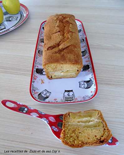 Cake moelleux aux pommes - Les recettes de Zaza .