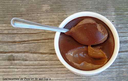 Crème au chocolat avec seulement 3 ingrédients