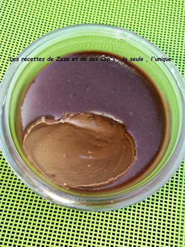 Crèmes au chocolat avec seulement 2 ingrédients