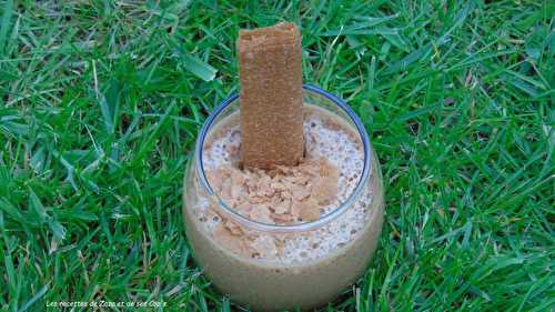 Mousse au chocolat au lait sur lit de caramel