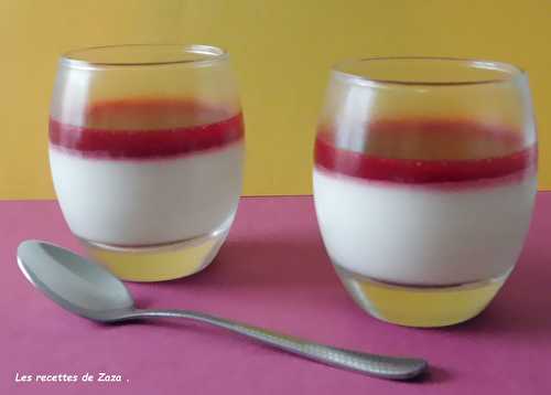 Panna Cotta au citron et coulis aux framboises du jardin