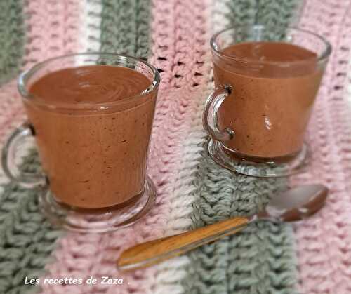Mousse au chocolat au mascarpone - Les recettes de Zaza .