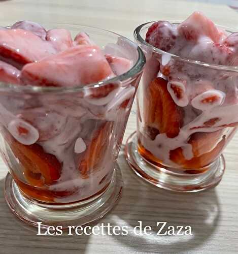 Fraises et framboises au fromage blanc