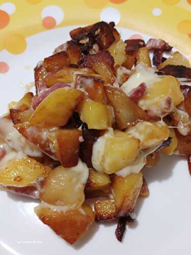 Pommes de terre aux lardons et à la raclette
