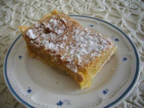 Gâteau aux pommes caramélisées