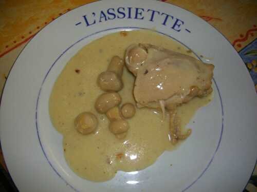 Poulet au vin blanc à la crème aux champignons