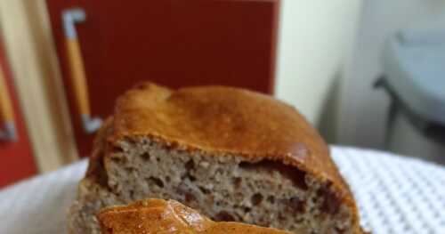 Cake au yaourt et aux fruits secs